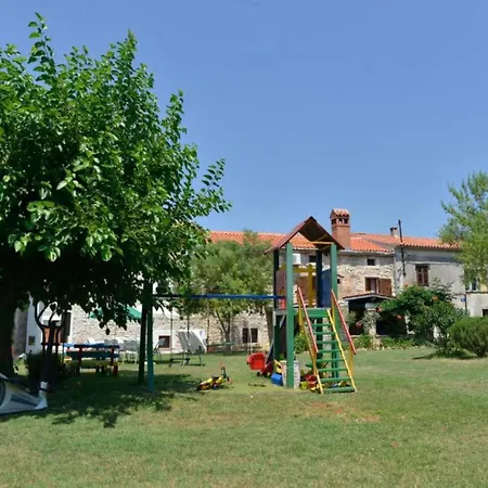 Three Bedroom With Private Pool Vodnjan